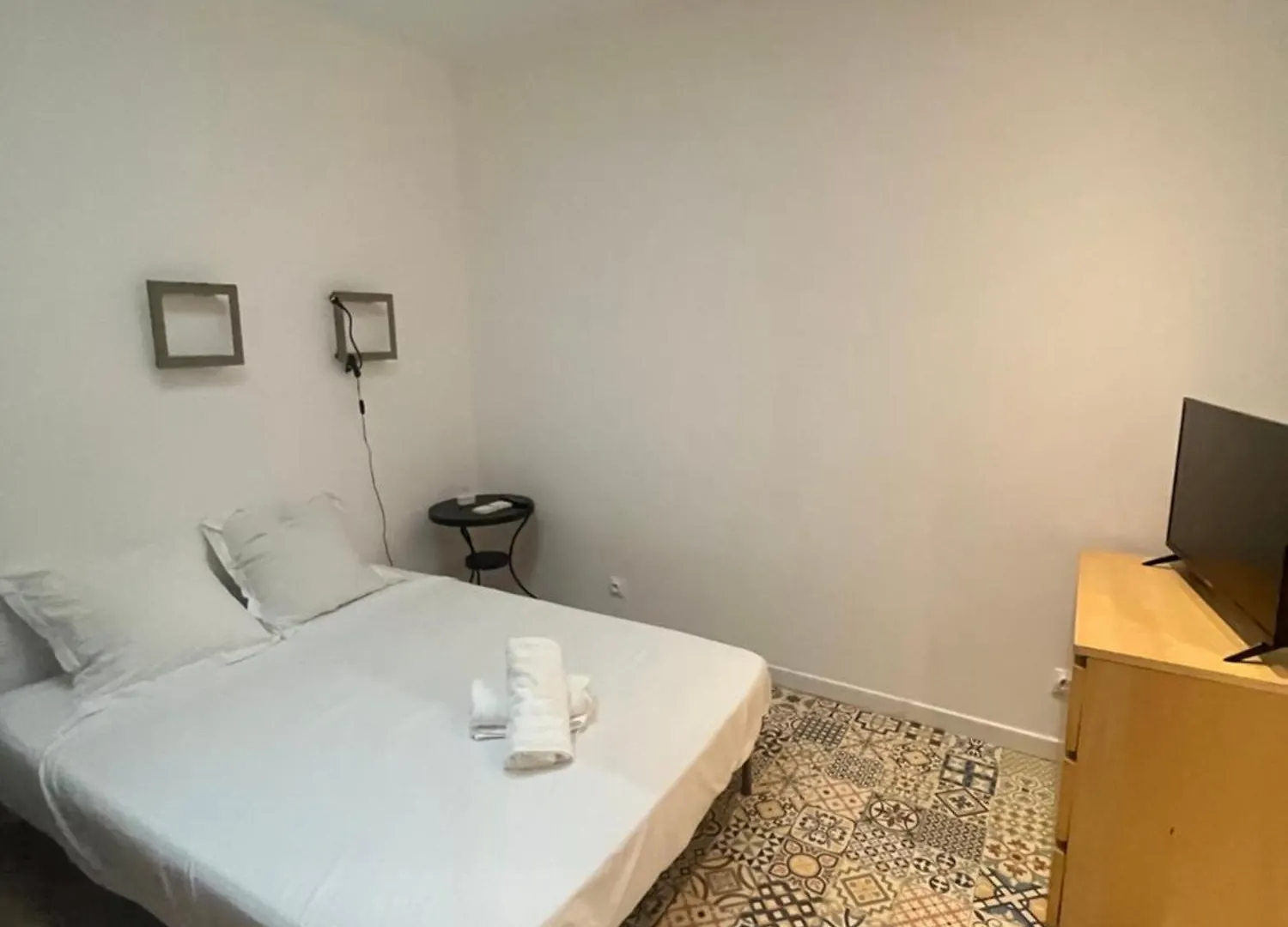 La Montplaisir Maison Jardin Arles 0*,  Frankrig