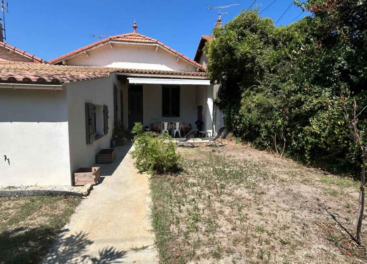Feriehus La Montplaisir Maison Jardin Arles